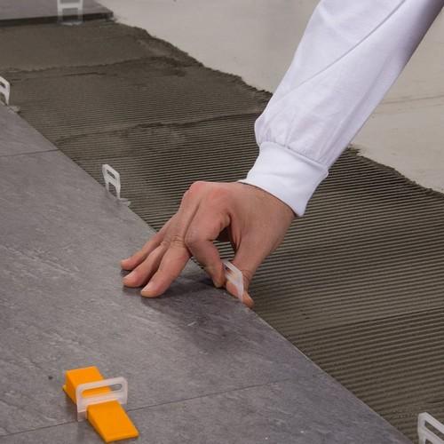 Fix Plus afstandhouder 1,5 mm. zak 100 st KORT 3-13 mm.